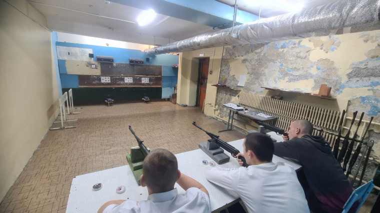 Команда отряда Юнармейцев «Шторм».